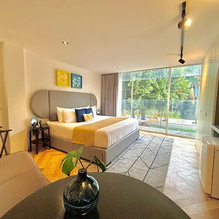 Park Life Masaryk Apartment