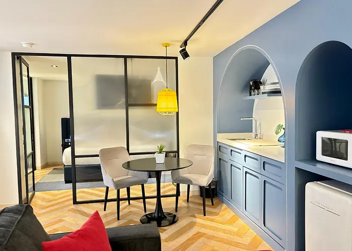 Aparthotel Park Life Masaryk 4*